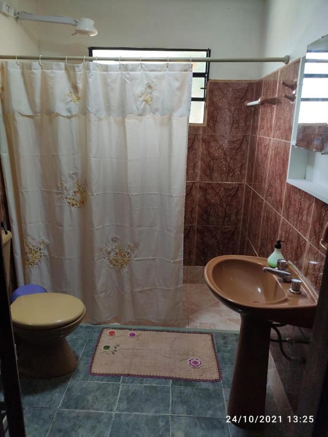 Iguazu Alojamiento "La Casa" Puerto Iguazu Ngoại thất bức ảnh